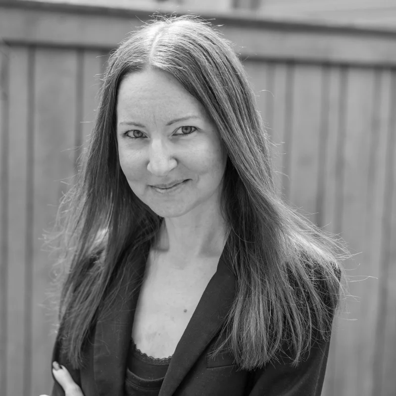 Författare Nina Wahlund  Sol förlag