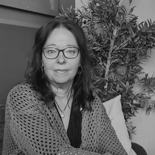 Författare Sanna Juhlin Sol förlag