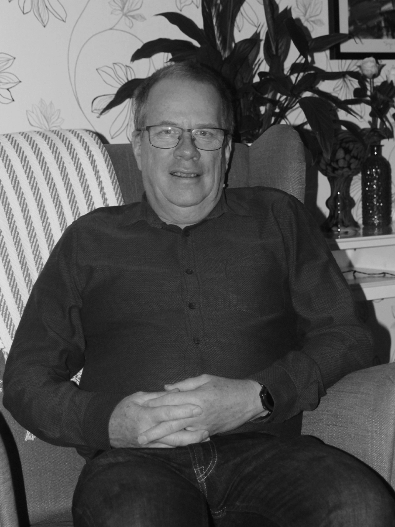 Göran Hellstrand, Författare Sol förlag