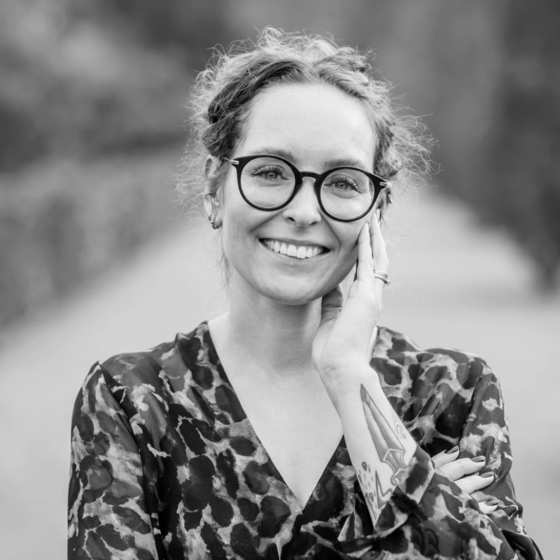 Kajsa Waldebrand, författare, Sol förlag foto av ByMija