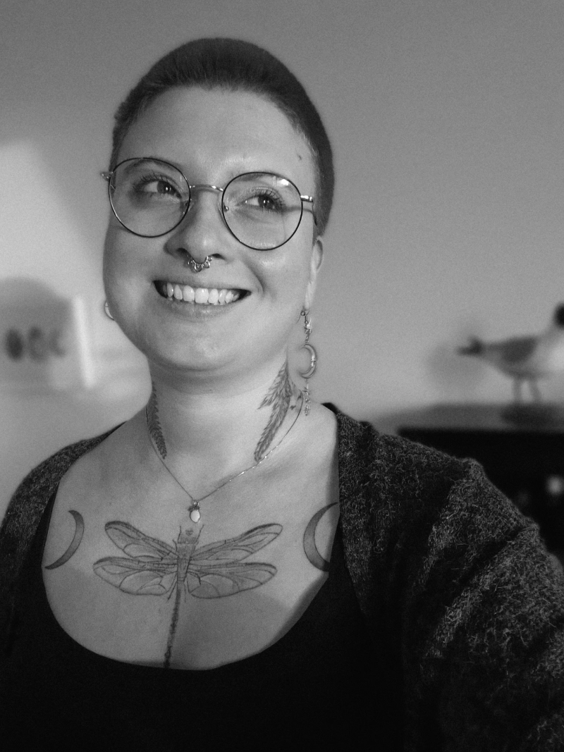 Mona Amanda Hedenberg, författare Sol förlag
